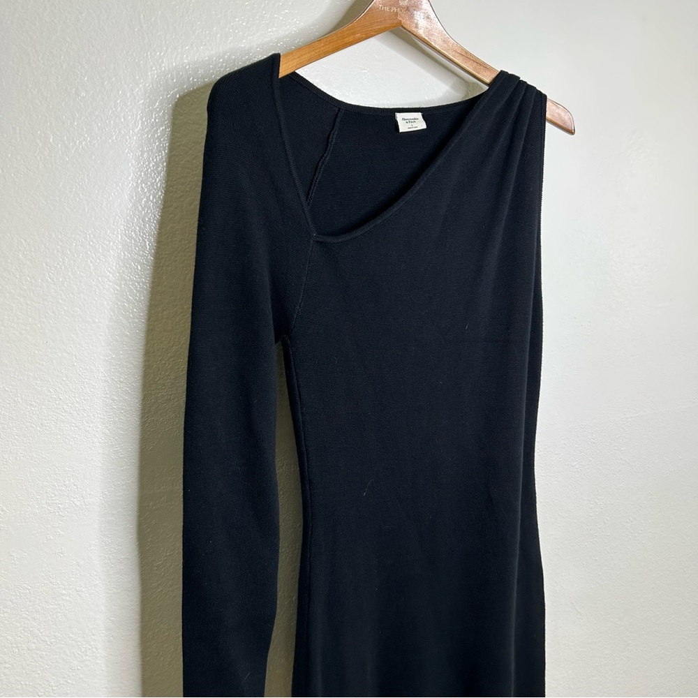 Abercrombie & Fitch Black One Shoulder Knit Bodycon Sweater Dress L